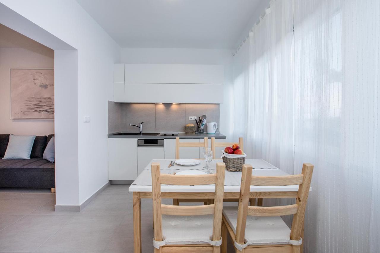 Guest House Mazuth II Banjol Εξωτερικό φωτογραφία